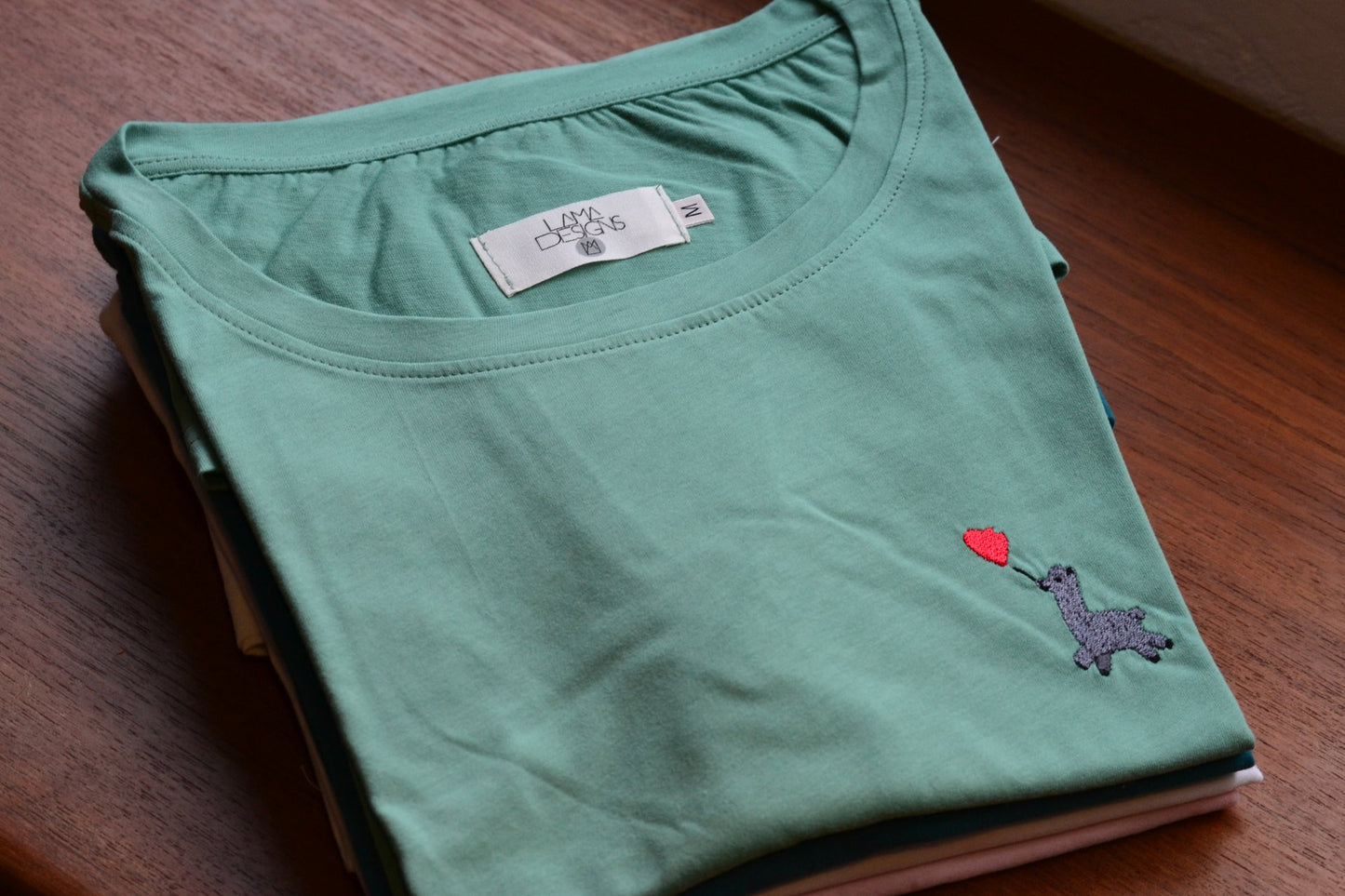 T-Shirt „Lama“– Leicht, liebevoll & 100 % Bio Baumwolle