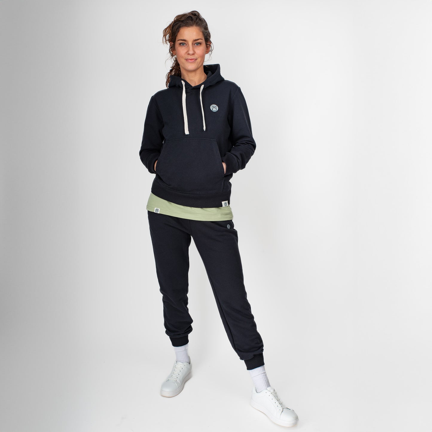 WOMEN´S HOODIE -PERPETUAL